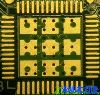 這也是不好的通孔設(shè)計(jì)，但部份通孔已經(jīng)用綠漆(mask)蓋上，但仍有部份通孔未塞孔。 
