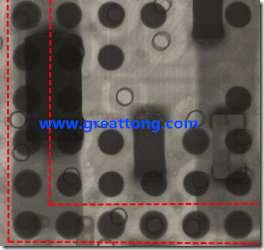 BGA錫球尺寸小于0.4mm，采用降低BGA內圍襲球的錫膏量所得到X-Ray，稍微留意一下可以發(fā)現(xiàn)最外圈的錫量(圓的直徑)比其他內圍的錫球上的錫量來得多一點點。也就是外圈的黑色圓形直徑比內圈的圓形來得大一點點。