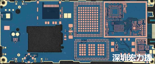 手機可用的PCB空間相當小，而1片式的設(shè)計是節(jié)省成本的作法，如何做到區(qū)隔不同子系統(tǒng)、降低雜訊干擾，是設(shè)計關(guān)鍵。
