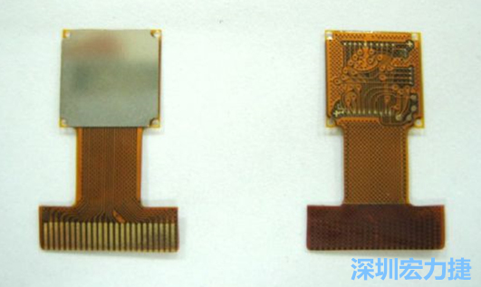 FPC可設(shè)計(jì)的電路復(fù)雜度與密度，比PCB遜色，但可適應(yīng)結(jié)構(gòu)的彈性結(jié)構(gòu)，成為電子產(chǎn)品設(shè)計(jì)重點(diǎn)。