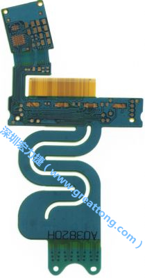 針對需要大幅撓曲應用的特殊結(jié)構造型，F(xiàn)PCB可進行彈性雷射裁型，讓FPCB材料的撓曲能力更佳。